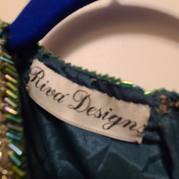 Vintage long beaded evening gown - Picture 8 of 11